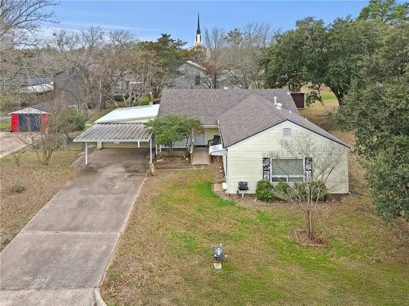 1305 Bennett St, Bryan, TX 77802