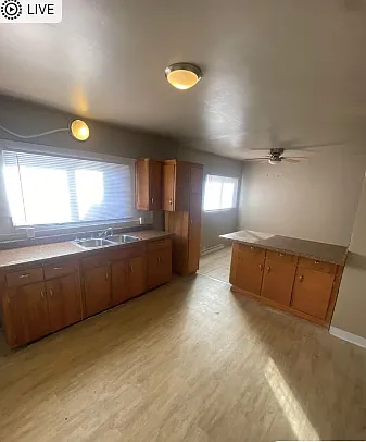 2 bed, $900 — Photo 1