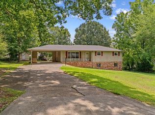 1907 Courtland Ln, Dalton, GA 30720