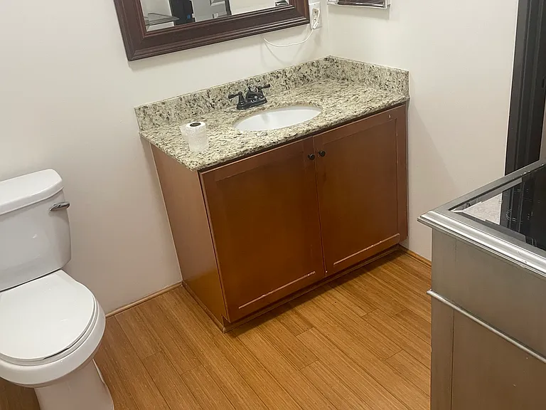 255 W 7th St #36 — Photo 15