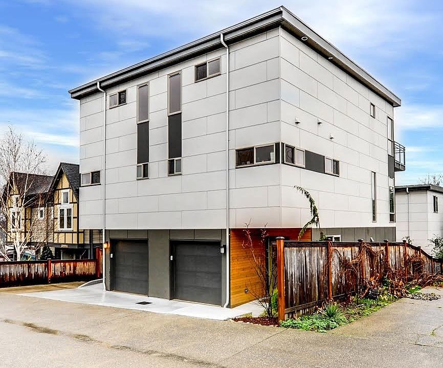 1st image of 3227 21st Avenue W #D