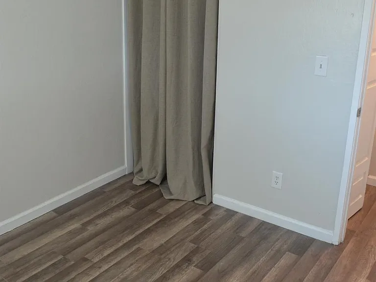 5919 Bamford Dr — Photo 17