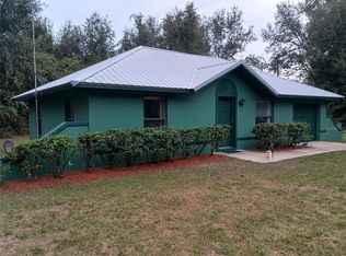 16050 SE 27th Place Rd, Ocklawaha, FL 32179