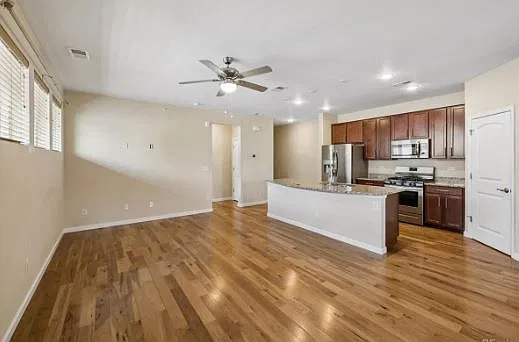 2 bed, 1496 sqft, $2,600 — Photo 4