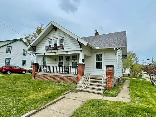 21491 Naumann Ave Photo 1