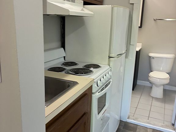 2nd image of 592 Cambridge St