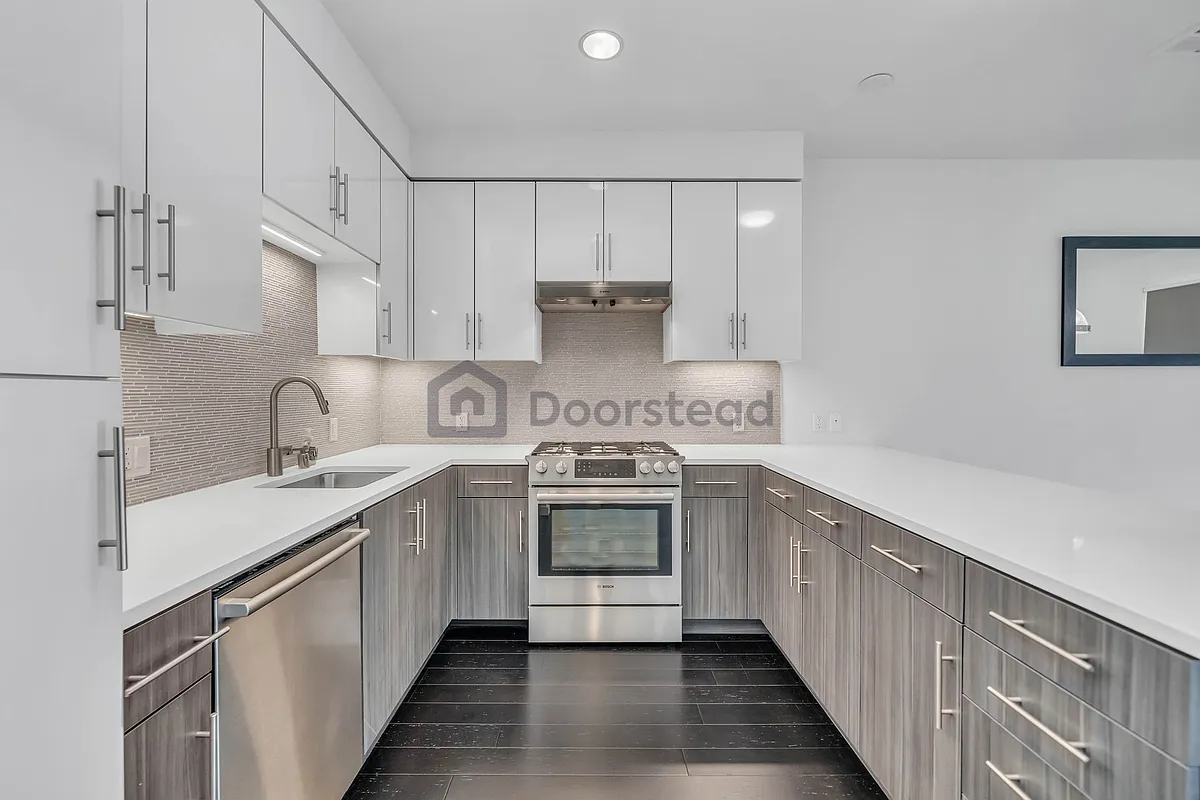 Building Photo - 555 Innes Ave #407