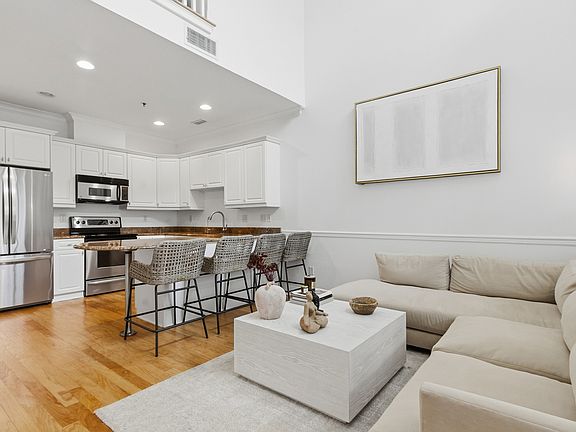 2nd image of 20 Center St #3