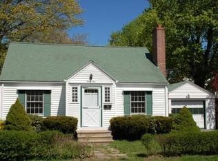 31 Calumet Ave, Worcester, MA 01606