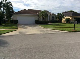 917 Marble Dr, Naples, FL 34104