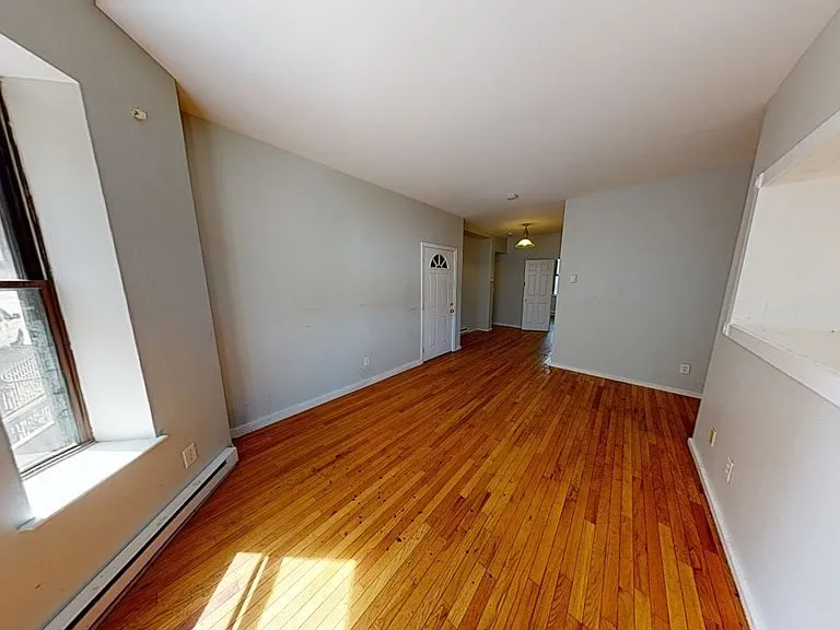 2 Moreland St #1 — Photo 9