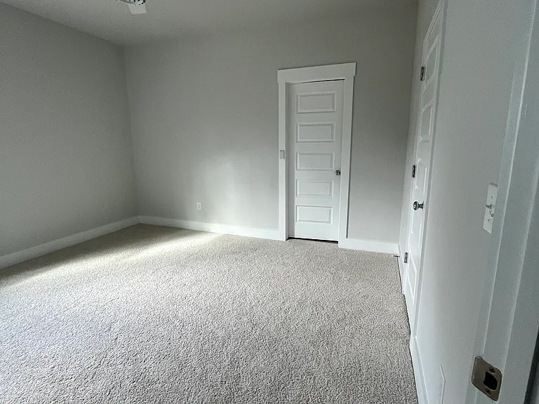 335 Beacon Dr — Photo 22