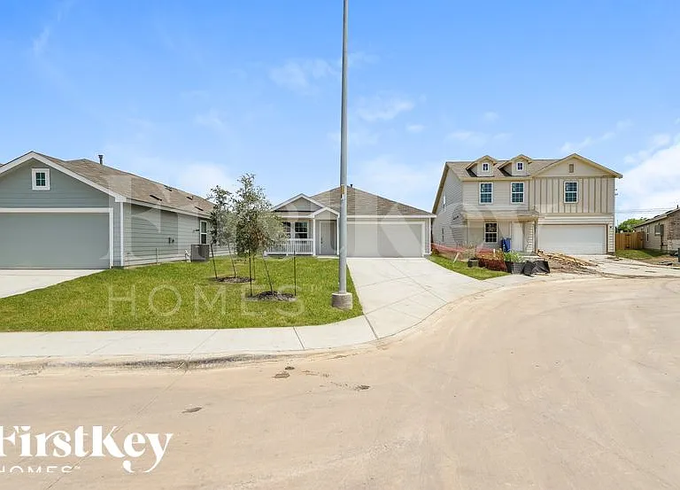 1910 Morse Way — Photo 1