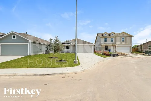 1910 Morse Way Photo 1
