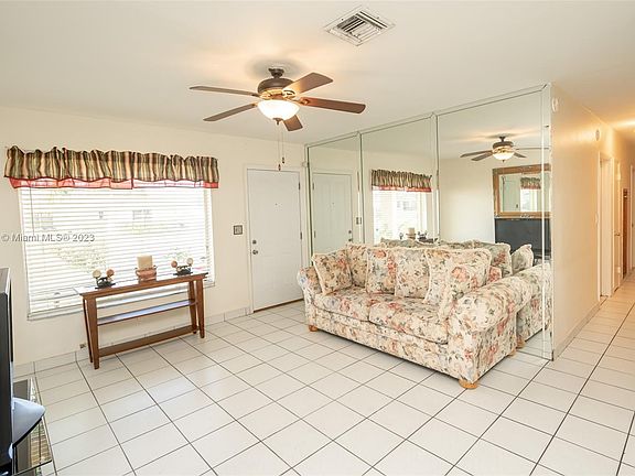 4th image of 3000 NW 184th St