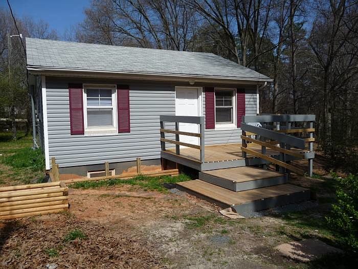 1st image of 1012 East Dr