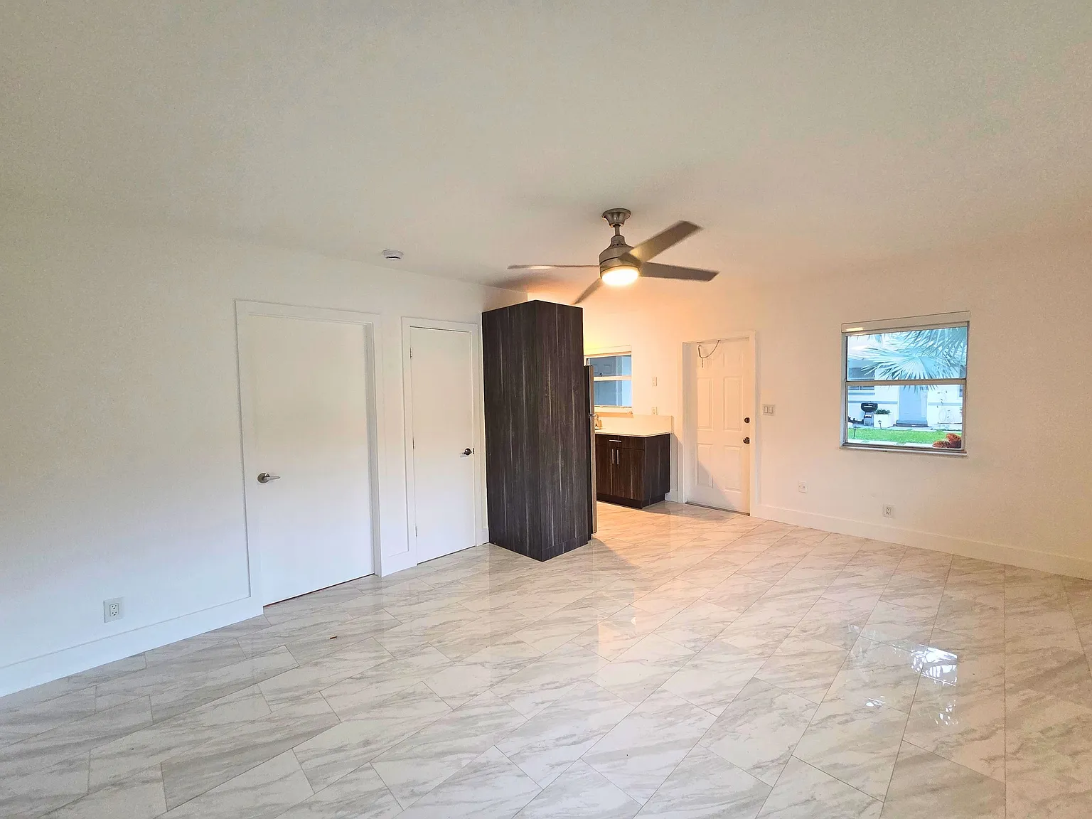 313 Hibiscus Avenue - 1 — Photo 3