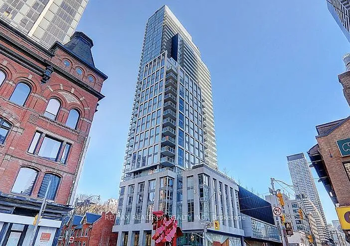3 Gloucester St #1702 — Photo 1