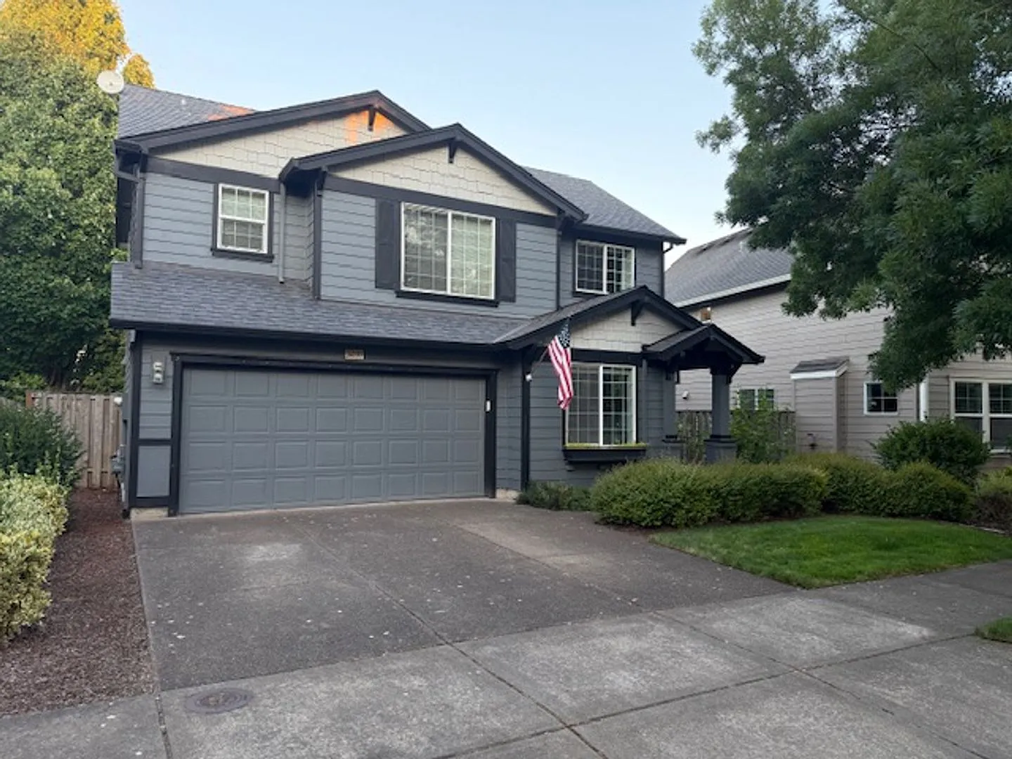 Quiet Neighborhood 4 bed + Office 2.5 Bath — Photo 1
