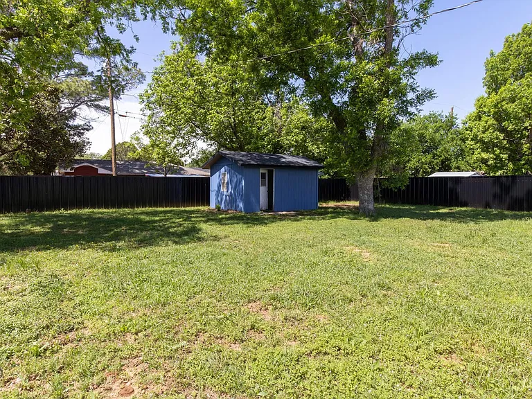 1310 Eleanor St — Photo 31