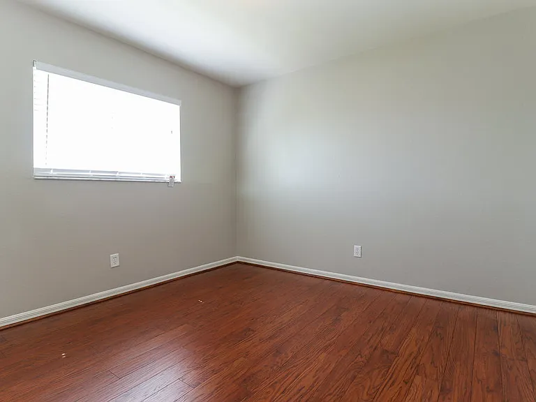 800 SW 8th Pl — Photo 12