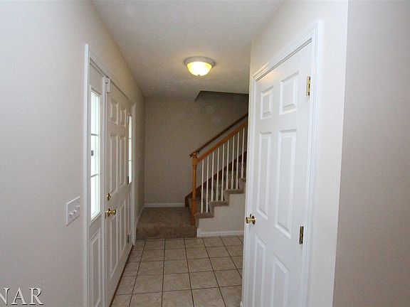 3rd image of 3307 Castlemain Dr