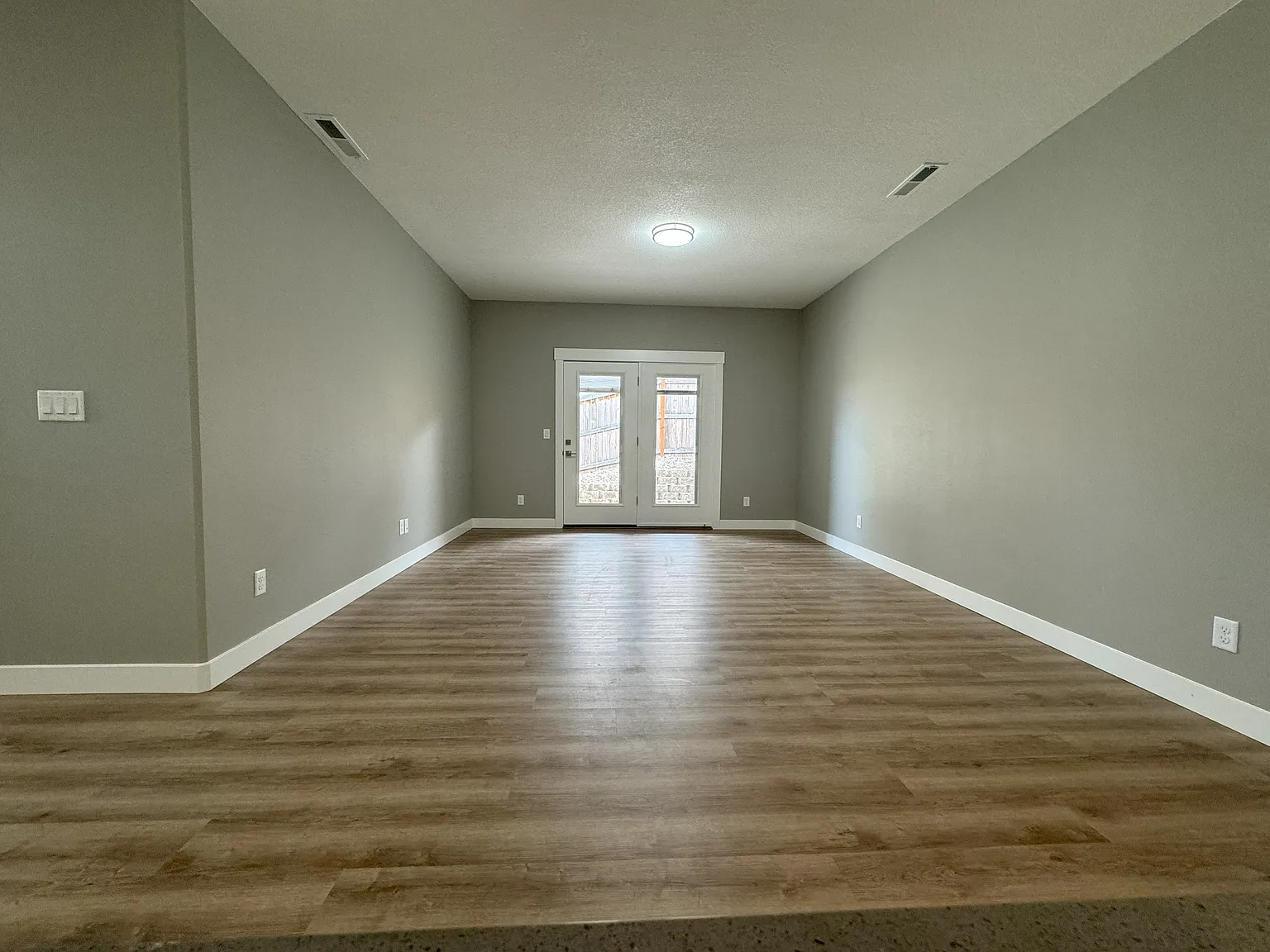 3 bed, 1535 sqft, $2,700 — Photo 3