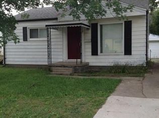 569 E Brockton Ave, Madison Heights, MI 48071