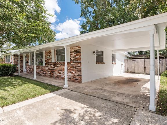 5606 Sheri Lane Jacksonville-large-002-1