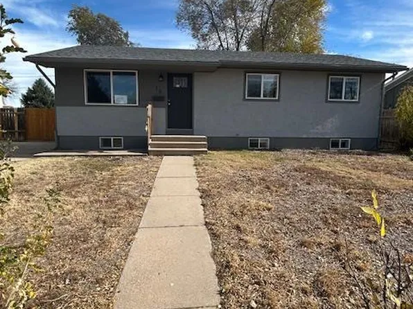 16 Wasatch Dr, Pueblo, CO 81005