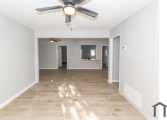 621 Collingswood Dr — Photo 5