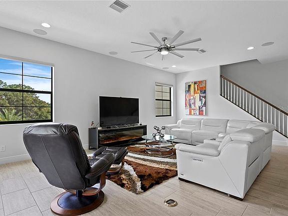 5th image of 1581 Marinella Dr