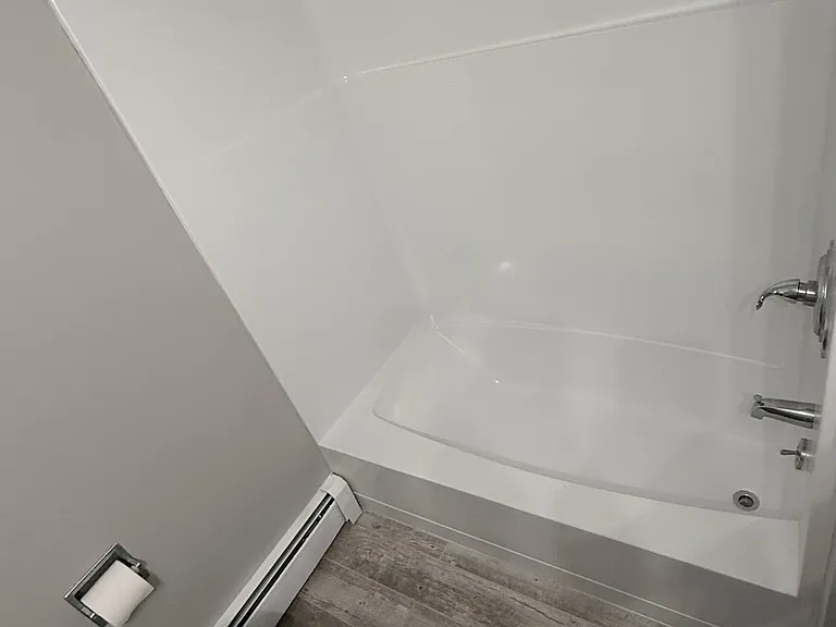 1225 Bunting Ave — Photo 6