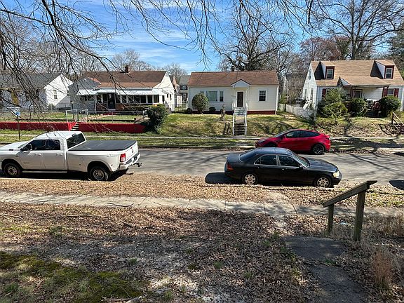 2nd image of 3412 Missouri Ave