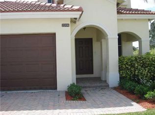 2206 SE 2nd St, Homestead, FL 33033