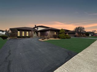 19234 Grant St, Lansing, IL 60438