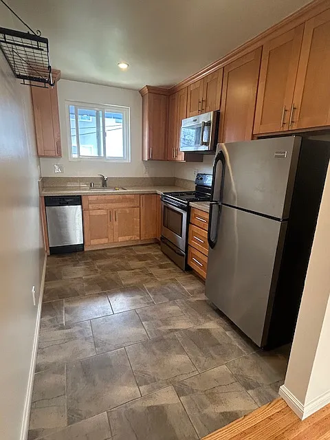 137 Lorton Ave — Photo 4