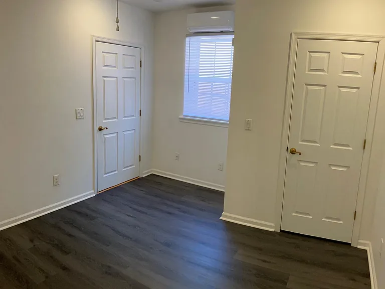 1109 S 23rd St #1R — Photo 15