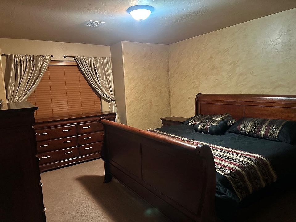 Upstairs master bed room