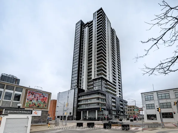 60 Charles St W #801, Kitchener, ON N2G 0C9