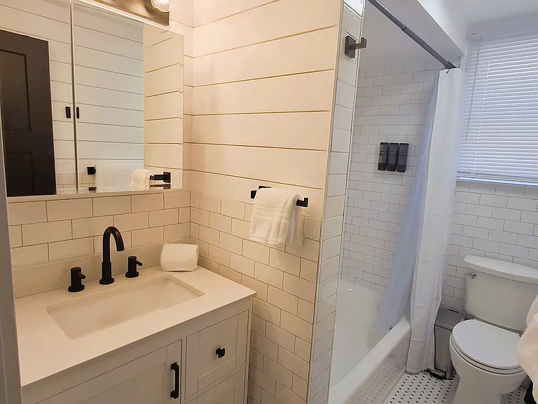 3 Locust Ln #2 — Photo 8