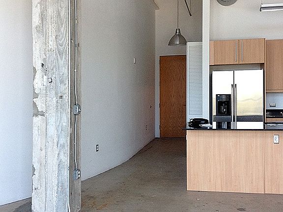 2nd image of 8101 Biscayne Blvd APT 306