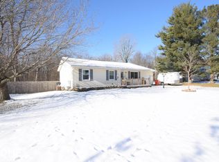 13332 Heather Ln, Perry, MI 48872