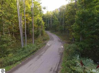 1125 River Mountain Rd, Traverse City, MI 49696