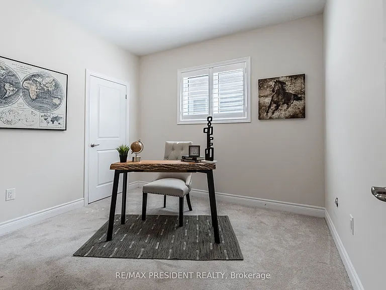 16 Monarch Dr — Photo 30