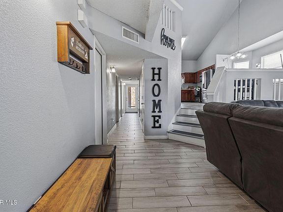 3rd image of 466 Southshore Pl