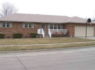 1619 W Berry Hill Dr, Norfolk, NE 68701