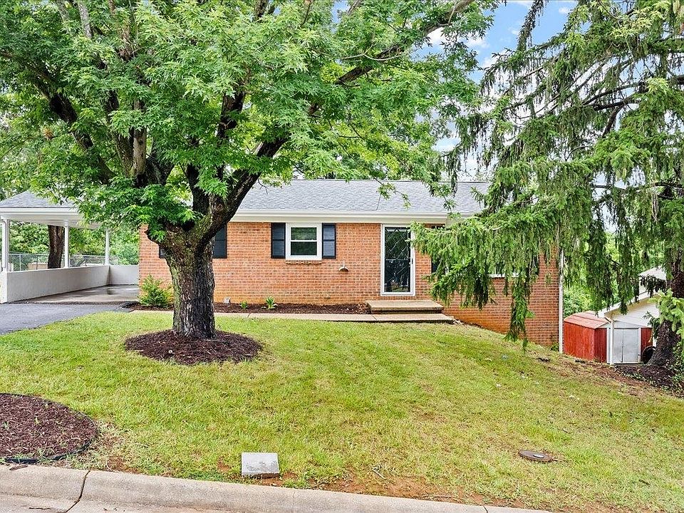 322 Monument Dr, Staunton, VA 24401 Zillow