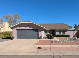 6109 Flor Del Sol Pl NW, Albuquerque, NM 87120