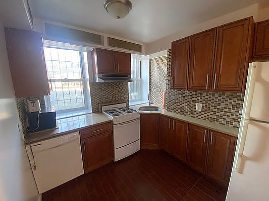 1st image of 21-68 31st St #2